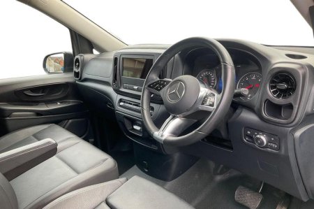 2025 Mercedes-Benz Vito - photo 14