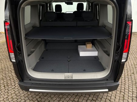 2026 Kia PV5 - photo 30