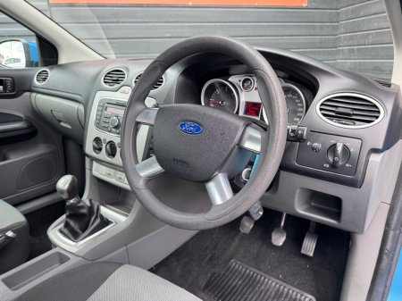 2011 Ford Focus - photo 10