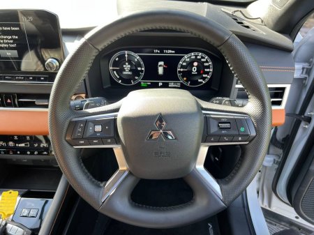 2022 Mitsubishi Outlander - photo 4