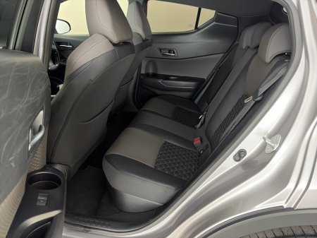 2022 Toyota C-HR - photo 7