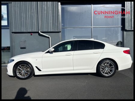 2020 BMW 5-Series - photo 4