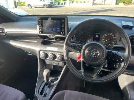 2020 Toyota Yaris - photo 6