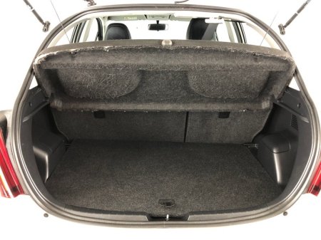 2015 Toyota Yaris - photo 10