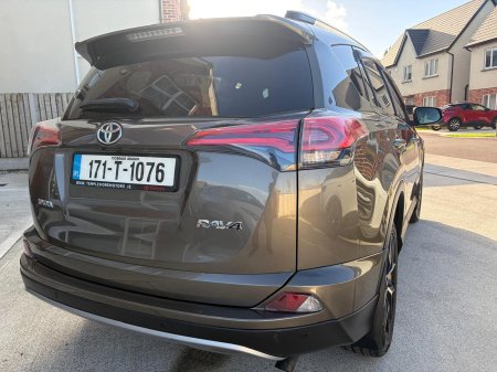 2017 Toyota RAV4 - photo 8