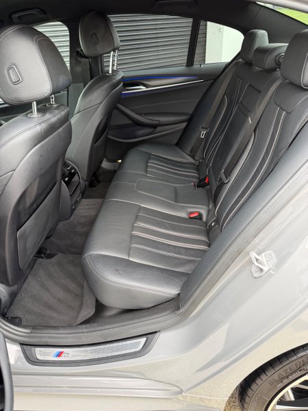 2021 BMW 5-Series - photo 20