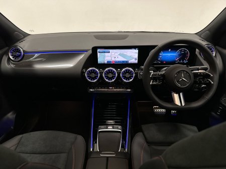 2026 Mercedes-Benz GLA - photo 2