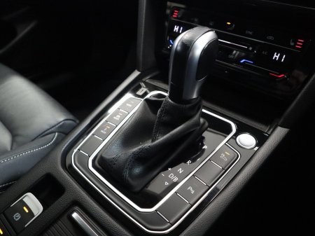 2021 Volkswagen Passat - photo 23