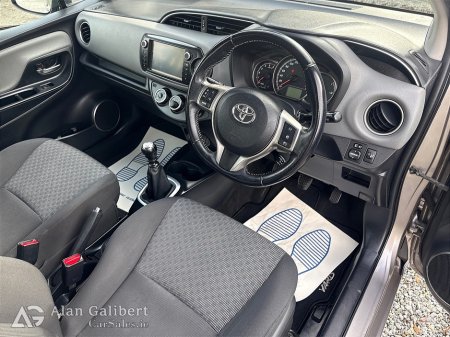 2015 Toyota Yaris - photo 10