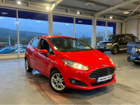 2015 Ford Fiesta 1.25 ZETEC 82PS 5DR ARGENTO