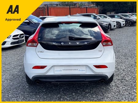 2015 Volvo V40 - photo 4