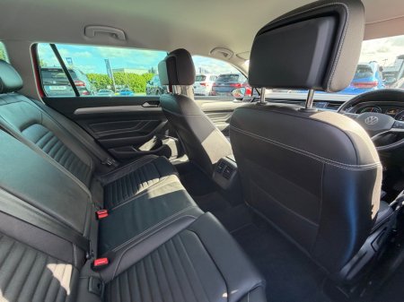 2022 Volkswagen Passat - photo 32