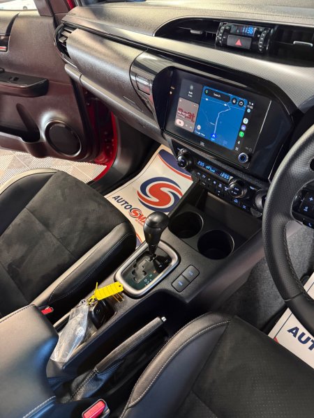 2026 Toyota Hilux - photo 12