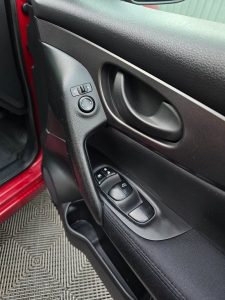 2014 Nissan Qashqai - photo 17