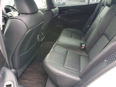 2013 Toyota Crown - photo 24