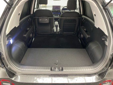 2026 Hyundai INSTER - photo 9