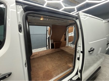 2022 Citroen Dispatch - photo 11