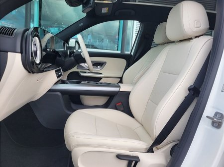 2027 Mercedes-Benz GLB - photo 6