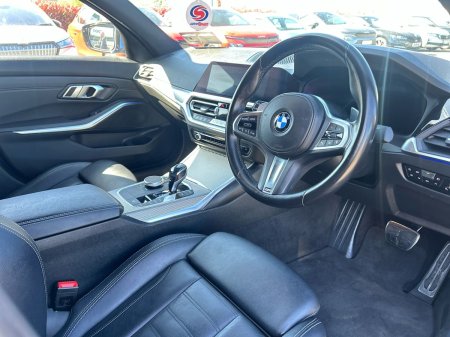 2021 BMW 3-Series - photo 6