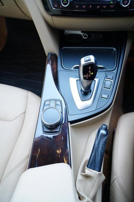 2018 BMW 3-Series - photo 15