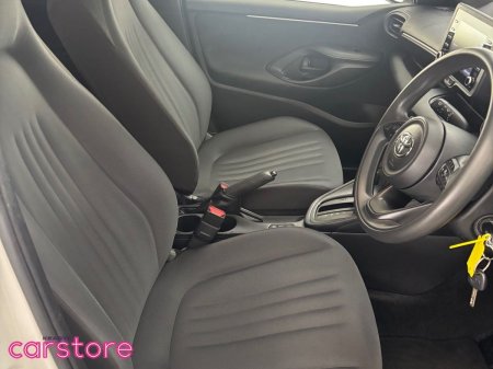 2023 Toyota Yaris - photo 9