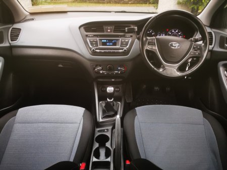 2016 Hyundai i20 - photo 9