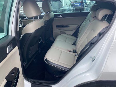 2021 Kia Sportage - photo 15