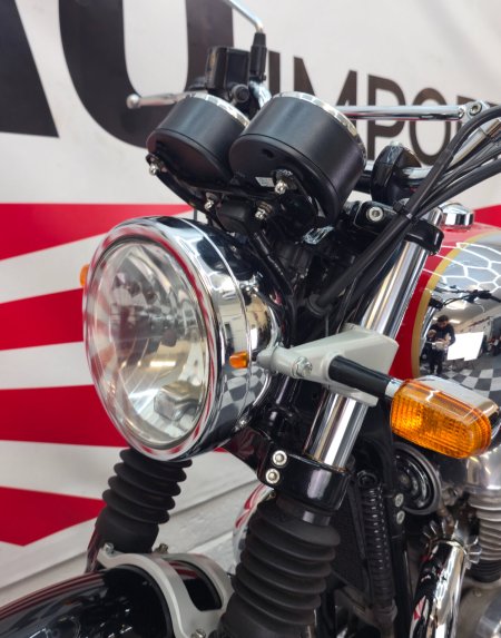 2025 ROYAL ENFIELD Interceptor 650 - photo 7