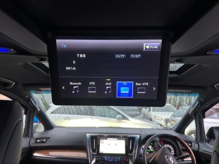 2015 Toyota Alphard - photo 18
