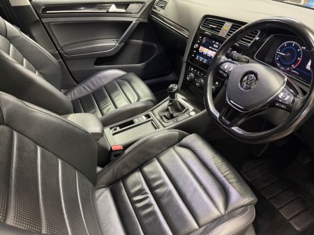 2020 Volkswagen Golf - photo 11