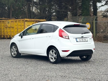 2015 Ford Fiesta - photo 3