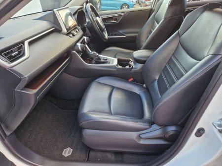 2019 Toyota RAV4 - photo 19