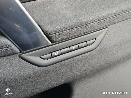 2025 Land Rover Discovery Sport - photo 14