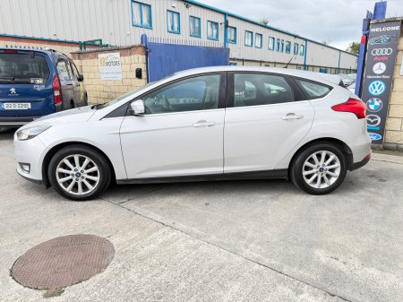 2017 Ford Focus - photo 9