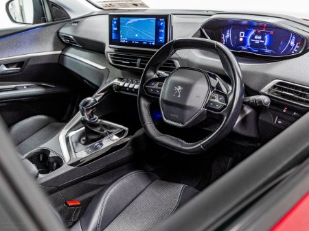2022 Peugeot 3008 - photo 2