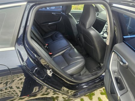 2017 Volvo V60 - photo 16