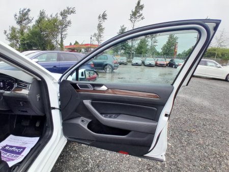 2018 Volkswagen Passat - photo 12