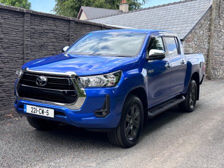 2022 Toyota Hilux - photo 2