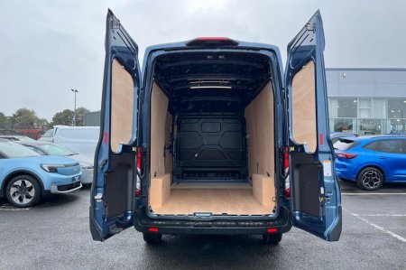 2025 Ford Transit - photo 6