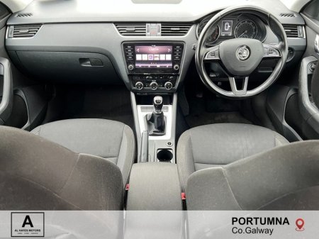 2017 Skoda Octavia - photo 2