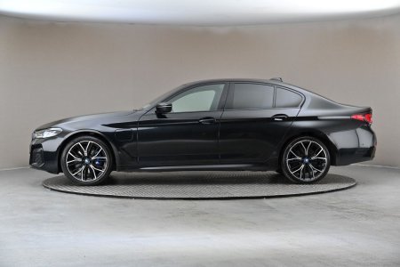 2023 BMW 5-Series - photo 5