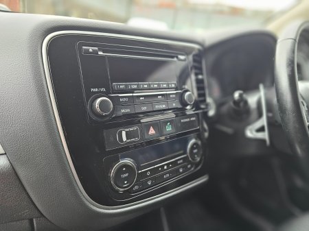 2015 Mitsubishi Outlander - photo 11