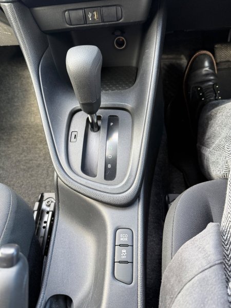 2020 Toyota Yaris - photo 7