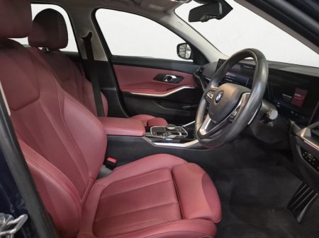 2024 BMW 3-Series - photo 17