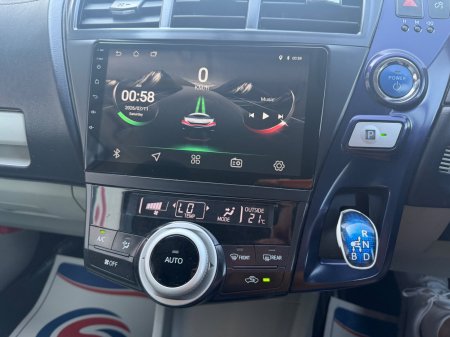 2013 Toyota Prius - photo 12