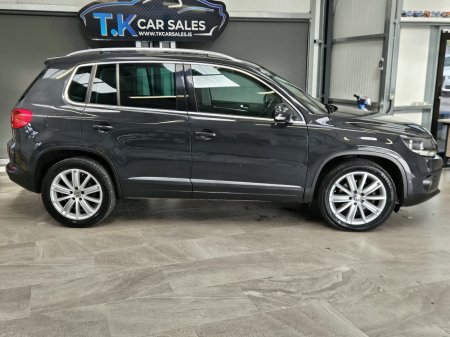 2016 Volkswagen Tiguan - photo 2