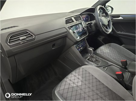 2025 Volkswagen Tiguan Allspace - photo 2