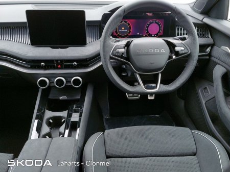 2026 Skoda Superb - photo 3