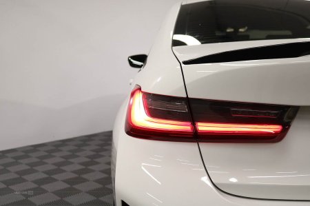 2023 BMW 3-Series - photo 8