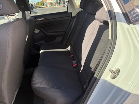 2018 Volkswagen Polo - photo 11